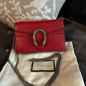 ❌SOLD❌ Gucci preloved Red Leather Dionysus Mini Bag with Crystal Tiger Head